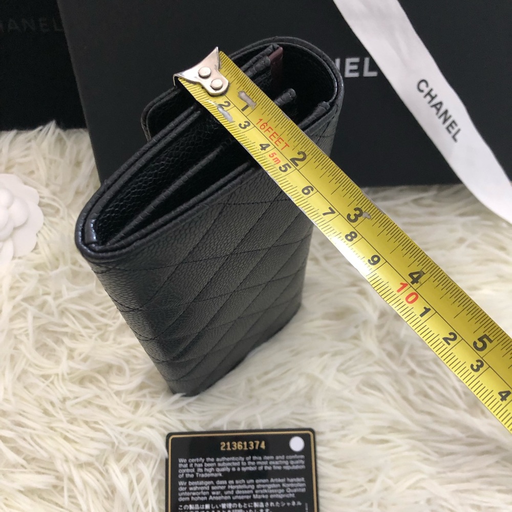 Chanel Wallet - Picture 12 of 13